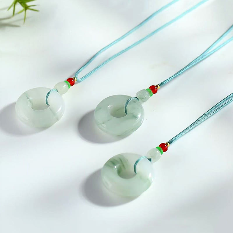 Collana con ciondolo Buddha Stones Natural Jade Peace Buckle Prosperity
