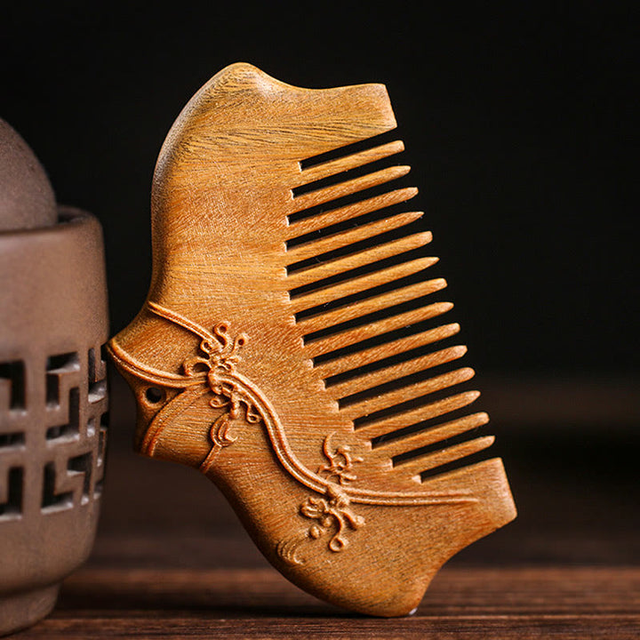Pettine lenitivo inciso con motivo floreale in legno di sandalo verde Buddha Stones