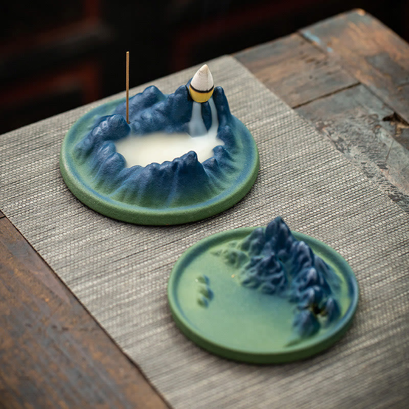 Bruciatore di incenso creativo Mountain River in ceramica con flusso di ritorno curativo