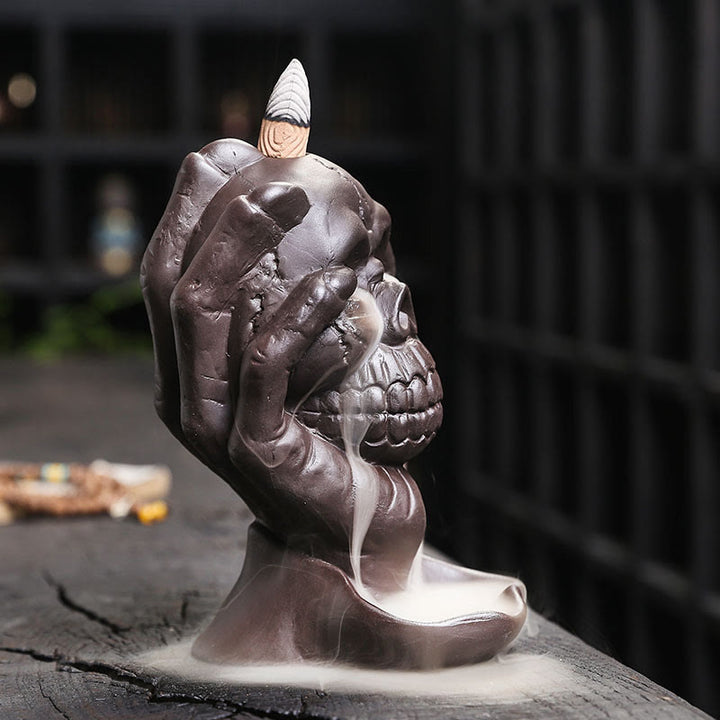 Buddha Stones Halloween Skull con mano fantasma Decorazione bruciatore di incenso spirituale in argilla viola