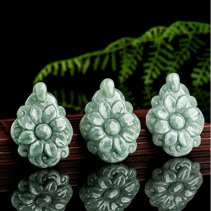 Buddha Stones Collana con ciondolo portafortuna con motivo floreale Kalanchoe blossfeldiana in giada naturale