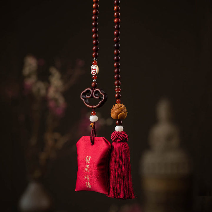 Buddha Stones tibetane piccole foglie di sandalo rosso loto cinabro bustina protezione nappa auto decorazione appesa