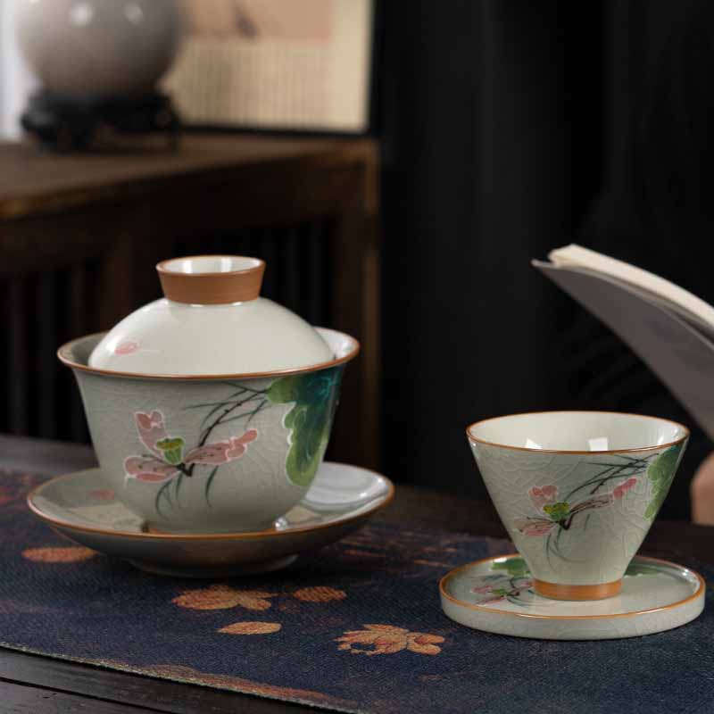 Buddha Stones Lotus Koi Fish Pod Leaf Ceramic Gaiwan Sancai Tazza da tè Kung Fu Tazza da tè e piattino con coperchio 140ml
