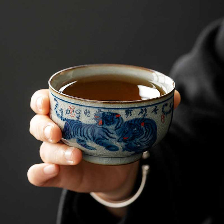 Buddha Stones Jingdezhen Tazza da tè in ceramica dipinta a mano con tigre carina Tazza da tè Kung Fu Ciotola da 140 ml