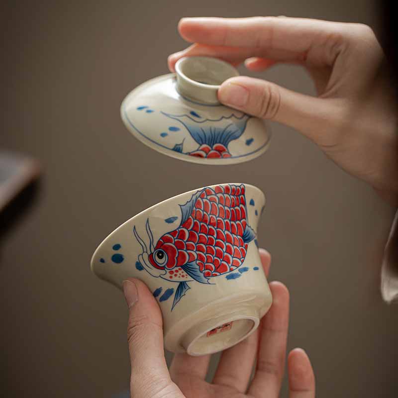 Buddha Stones Koi Fish Arowana Ceramica Gaiwan Sancai Tazza da tè Kung Fu Tazza da tè con coperchio 130ml
