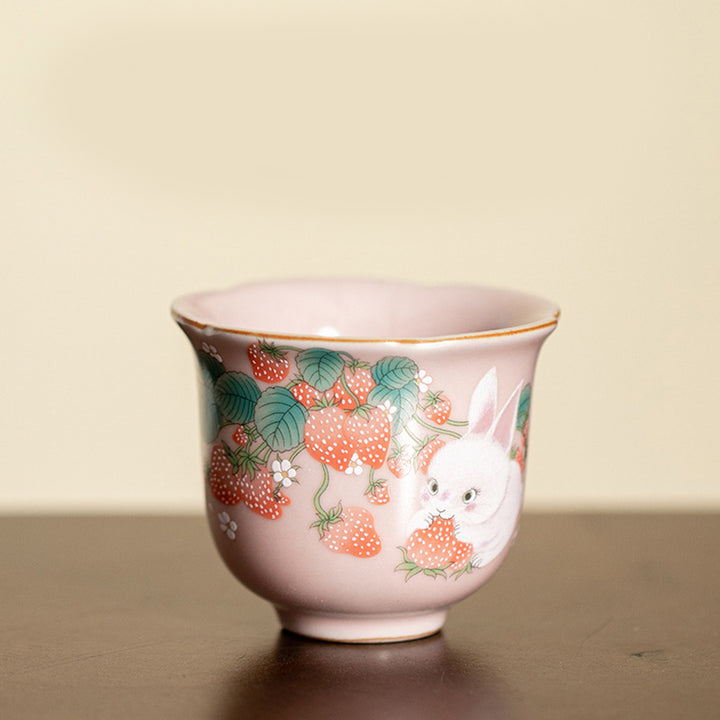 Buddha Stones Carino Fragola Coniglio Fiore Tazza da tè in ceramica Kung Fu Tazza da tè 55ml