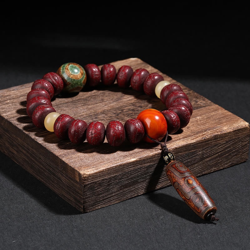 Buddha Stones Tibet Bodhi Seed Dzi Bead Braccialetto della fortuna del leone danzante Mala del polso - Bodhi Seme Marrone Dzi Bead Polso Mala - image 0