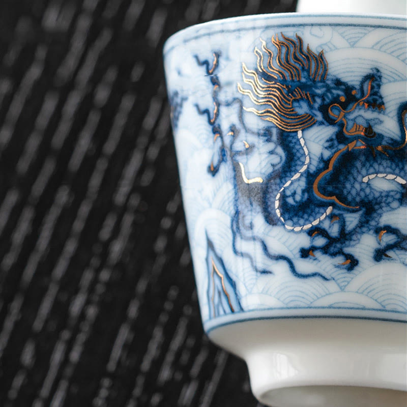 Buddha Stones Piccola tazza da tè in ceramica con motivo drago blu e bianco Tazze da tè Kung Fu 45 ml