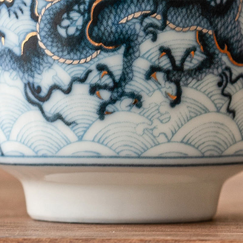 Buddha Stones Piccola tazza da tè in ceramica con motivo drago blu e bianco Tazze da tè Kung Fu 45 ml