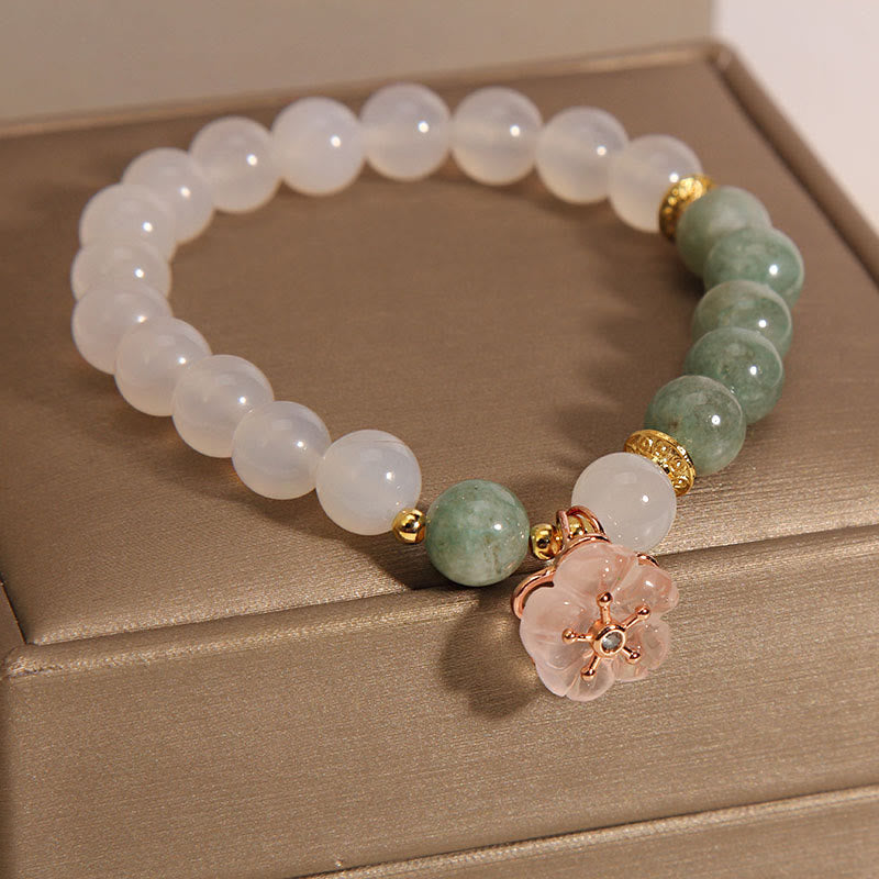 Braccialetto di protezione della fortuna con ciondolo a forma di fiore di giada e agata bianca Buddha Stones