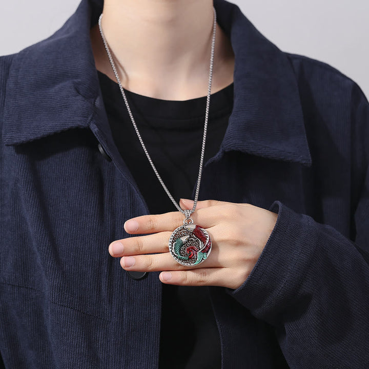 Collana di guarigione con pesce koi in rame tibetano e Buddha Stones