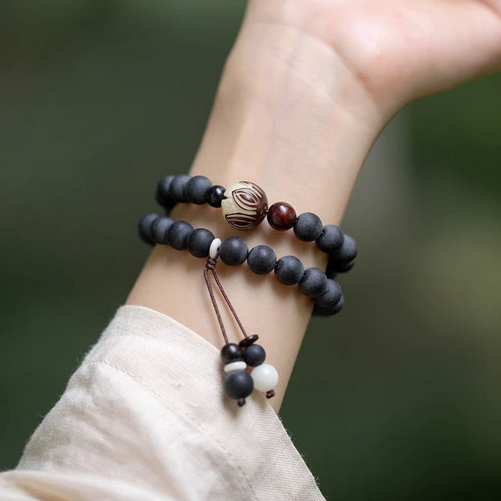 Braccialetto di guarigione Bodhi Lotus con doppio strato di cipresso tibetano Buddha Stones