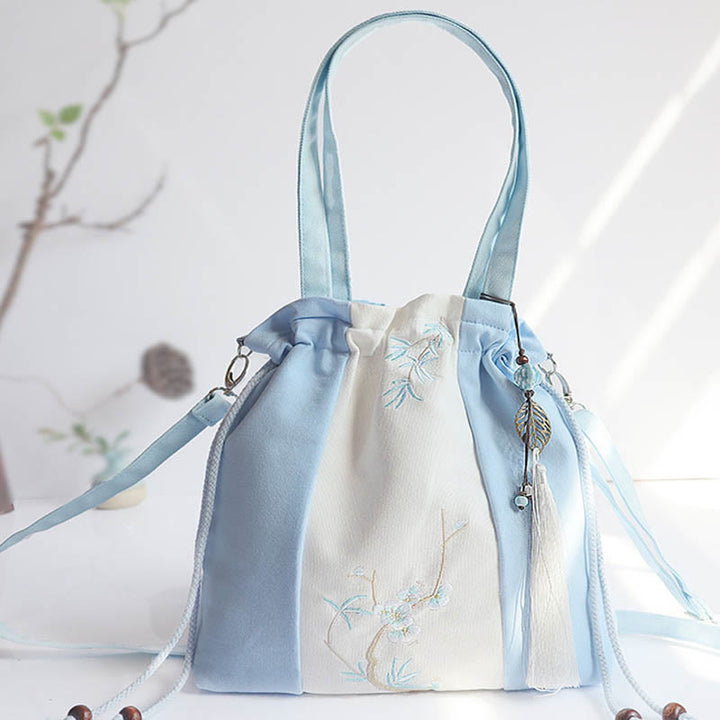Borsa a tracolla in tela Buddha Stones, fiori di erba ricamati, fiori di ciliegio, borsa a tracolla - Patchwork triplo azzurro bianco 28*30cm - image 16