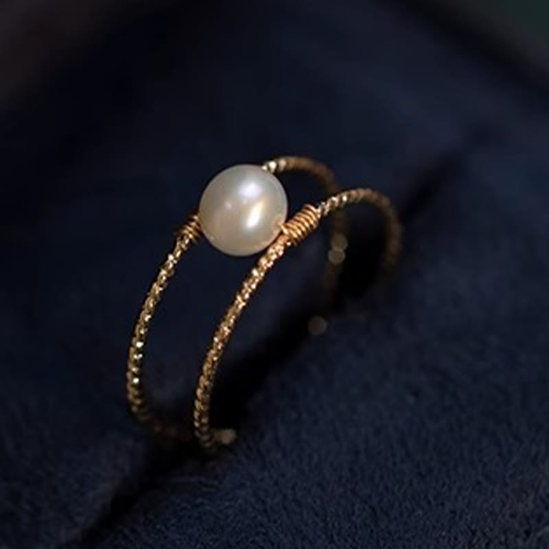 Anello regolabile con perle di giada rotonde in Buddha Stones e doppio strato di rame