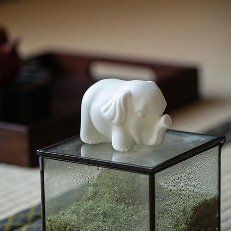 Statua di elefante piccolo Buddha Stones porcellana bianca ceramica forza decorazione scrivania casa - image 5
