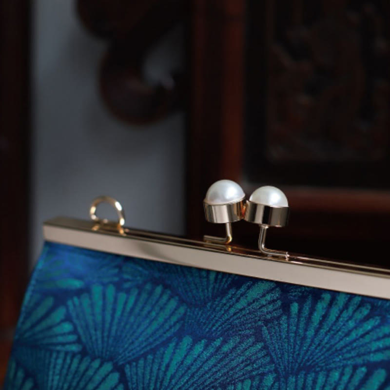 Borsa a mano in metallo perlato con motivo a foglia blu pavone vintage Buddha Stones