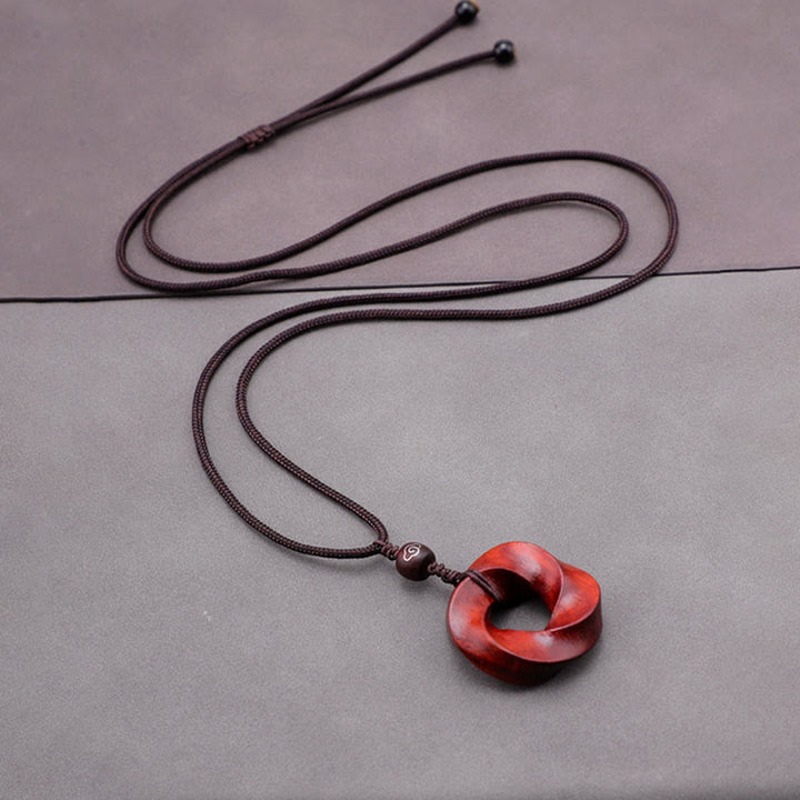 Collana con ciondolo di rilassamento con nuvole di buon auspicio Buddha Stones