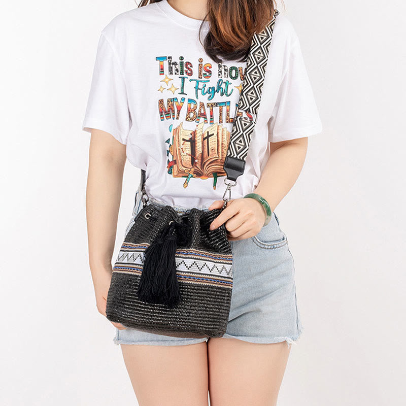 Borsa a tracolla con nappe, motivo : Buddha Stones Beach Geometry, in paglia intrecciata