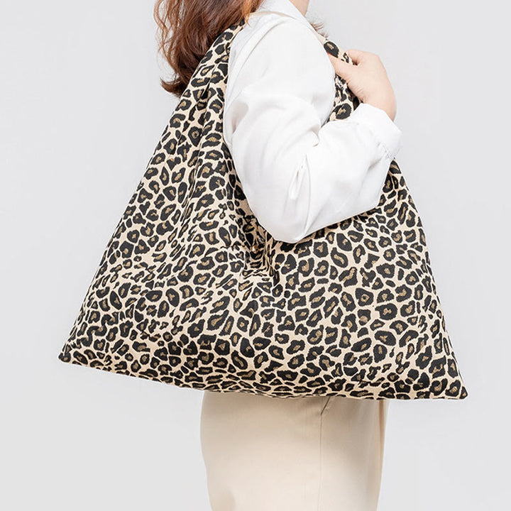 Borsa a tracolla triangolo sottobraccio con stampa a strisce leopardate, motivo : Buddha Stones , geometria, fiori di tigre