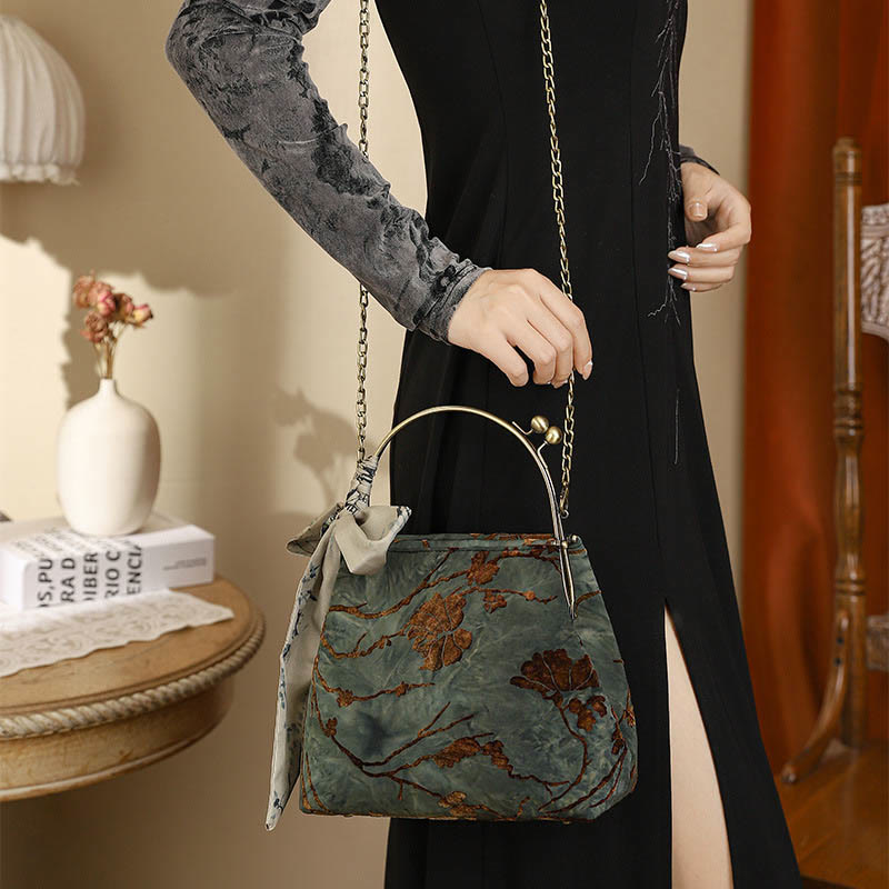 Borsa a tracolla in metallo con catena in velluto jacquard Buddha Stones