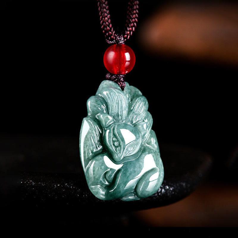 Buddha Stones Natural Green Jade Volpe a nove code Collana con ciondolo della prosperità incisa