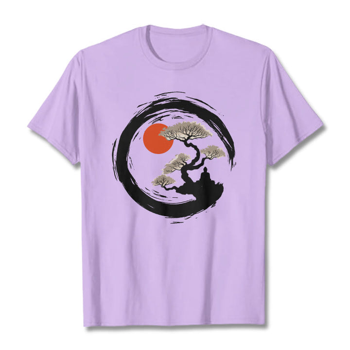 Maglietta Buddha Stones, Sole Rosso, Pino, Cerchio Zen, Persona in Meditazione - Prugna - 2XL - image 28