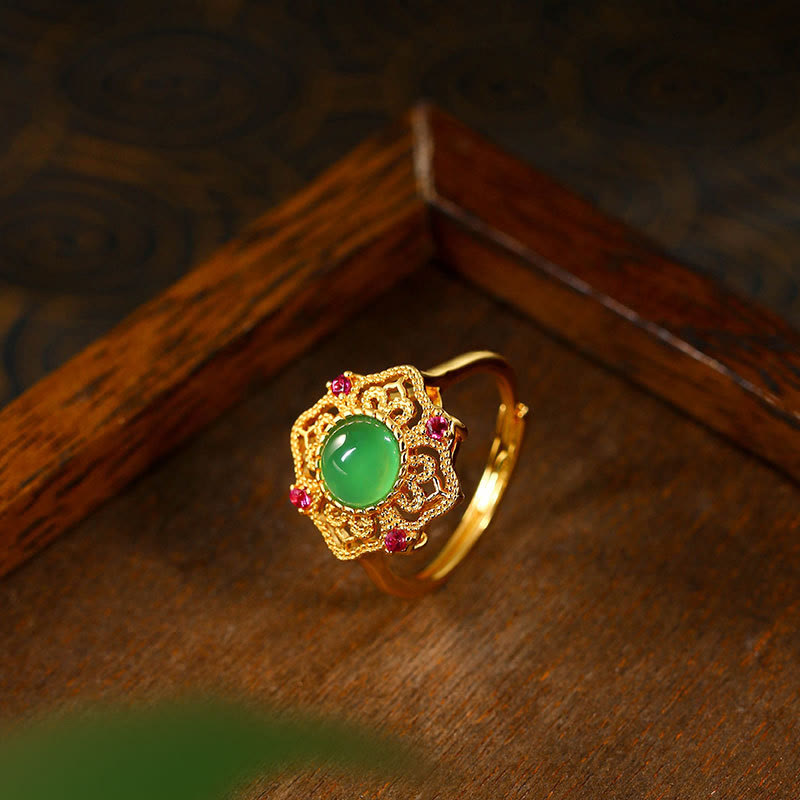 Anello regolabile Buddha Stones Calcedonio verde con motivo cavo