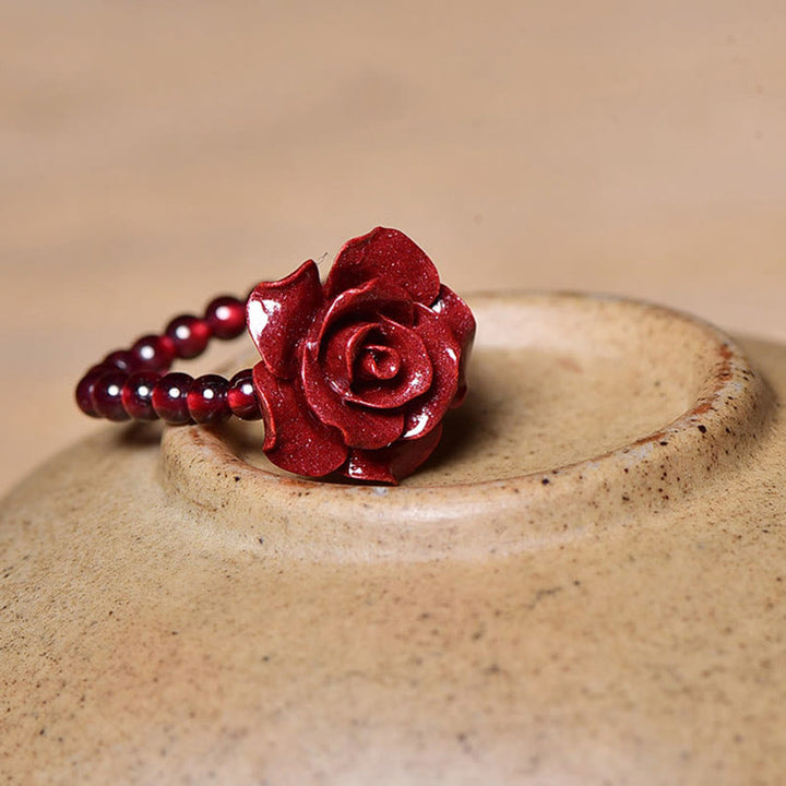 Anello di concentrazione con perle di granato rosa e cinabro Buddha Stones