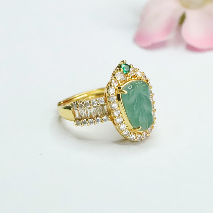 Anello regolabile con foglia di giada naturale placcata in oro Buddha Stones e diamanti pieni