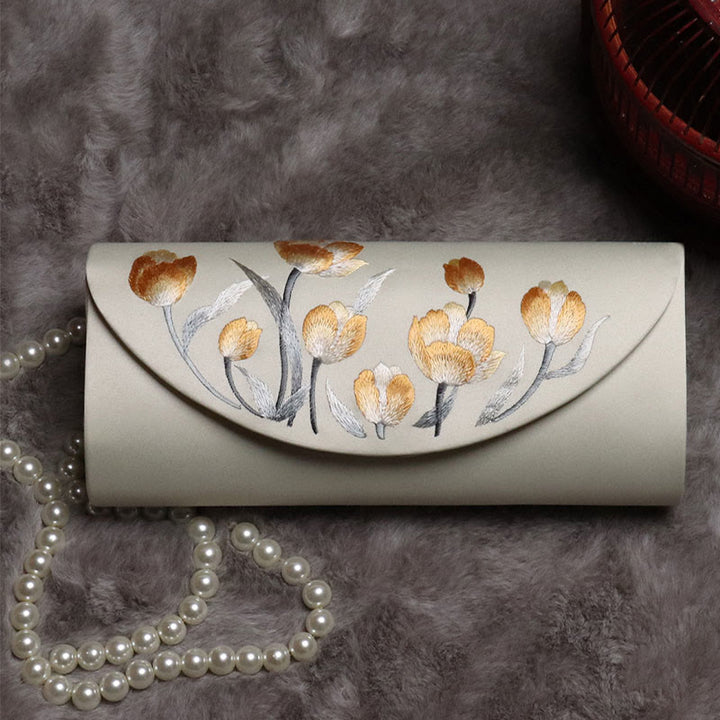 Buddha Stones Plum Bossom Tulipano Su Ricamo Borsa da sposa Borsa a tracolla Borsa a mano