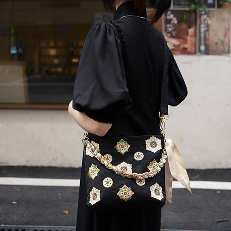 Borsa a tracolla per lo shopping in raso con ricamo Buddha Stones Su Journey