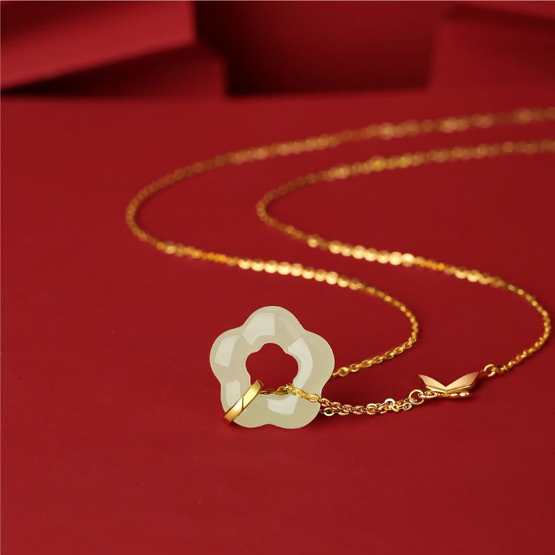 Collana con ciondolo a forma di fiore di giada Hetian con farfalla in argento sterling 925 Buddha Stones - image 1