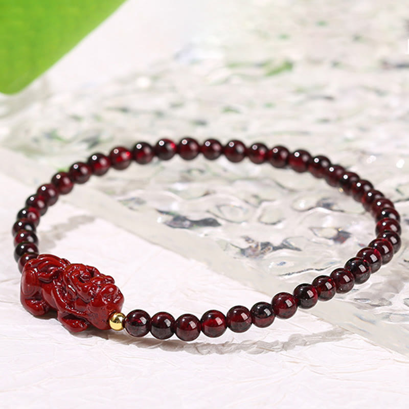 Braccialetto di protezione con perline quadrate in quarzo fragola, granato, cinabro , Buddha Stones
