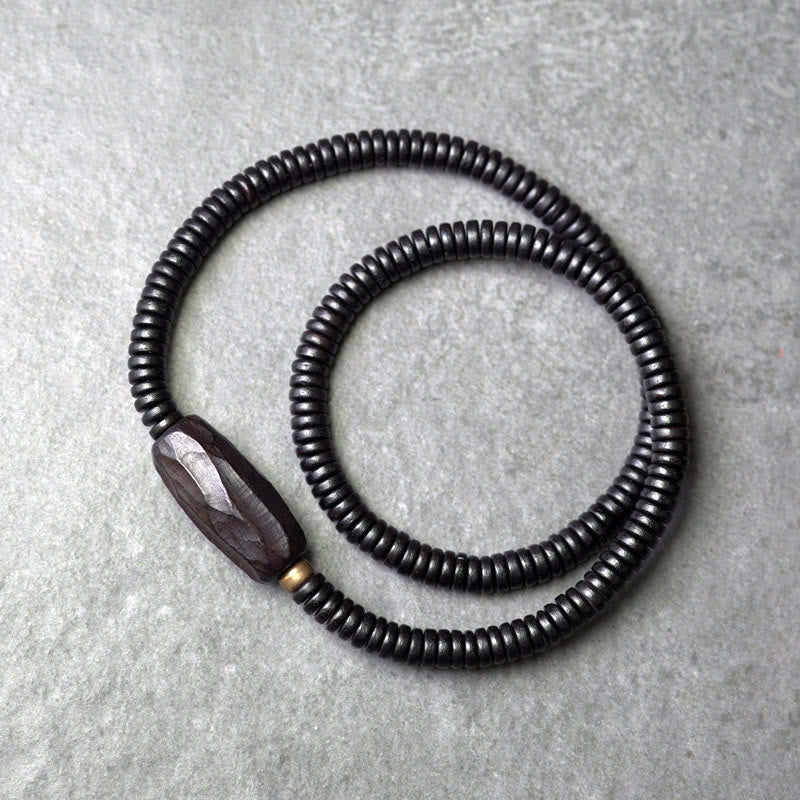 Braccialetto triplo giro in ottone e rame in legno di ebano Buddha Stones