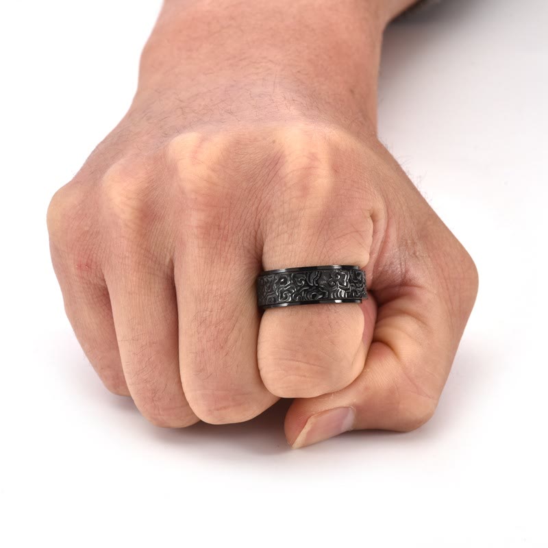 Anello girevole in titanio intagliato con motivo a nuvole di buon auspicio Buddha Stones