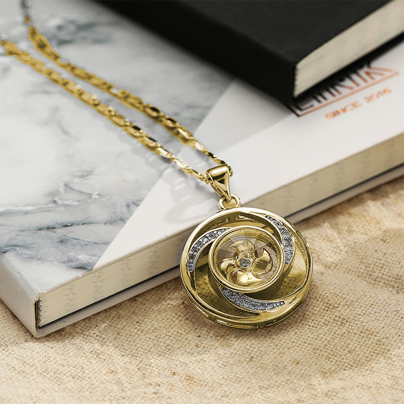 Collana con ciondolo portafortuna girevole a forma di mulino a vento in ottone placcato oro Buddha Stones