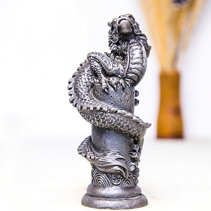 Buddha Stones fatto a mano drago volante intorno al pilastro polvere di ferro ruggine statua in resina decorazione per la casa - image 17