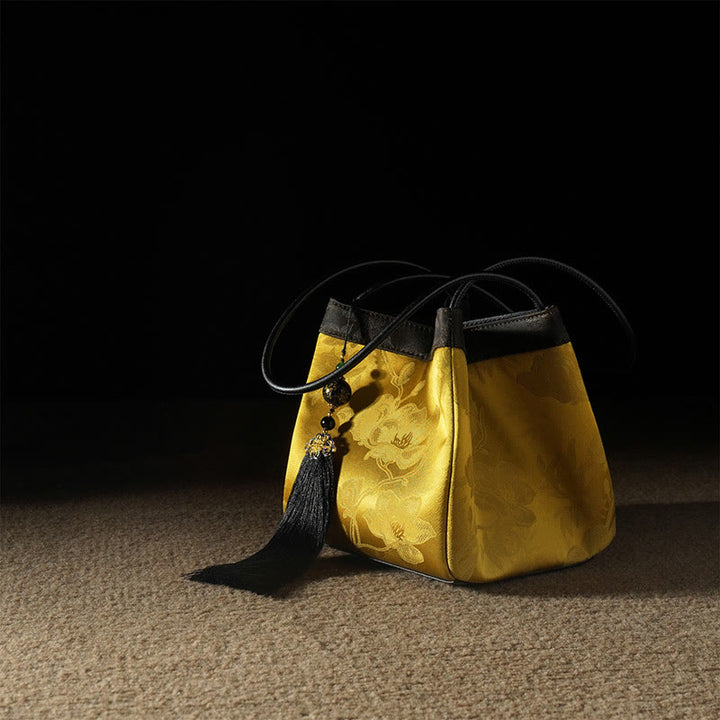 Buddha Stones Retro Fiore Farfalla Uccello Ricamo Perlina Nappa Seta di gelso Jacquard Xiangyunsha Seta Borsa a tracolla Hangbags