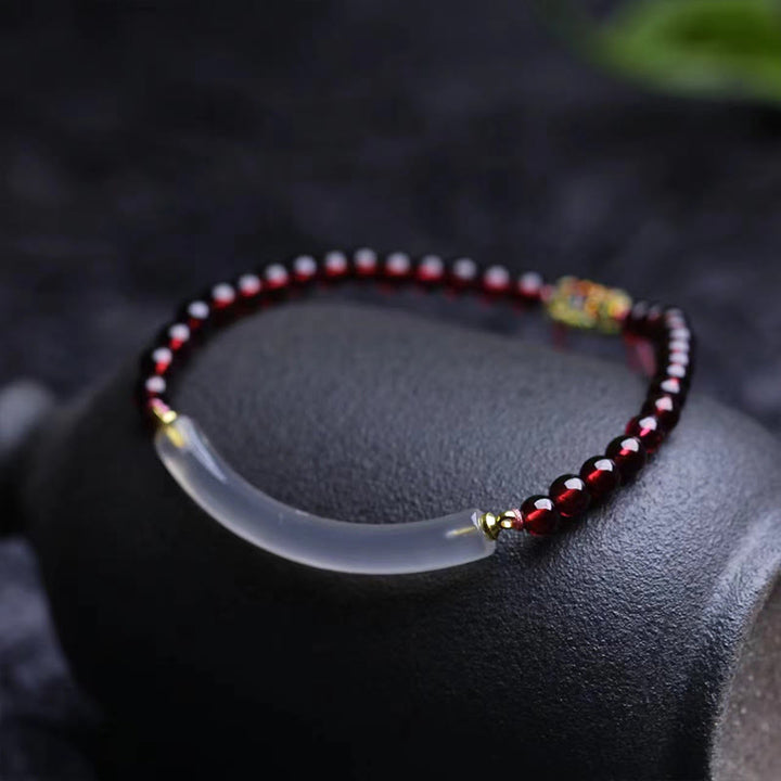 Buddha Stones Granato Grigio Agata Calma Braccialetto Mezza Manica