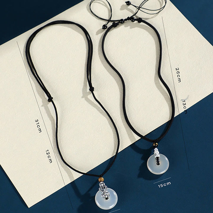 Buddha Stones Agata bianca Argento Sterling 999 Onice nero Sandalo verde Pi Xiu Fibbia della pace Collana con ciondolo Sei parole vere - image 11
