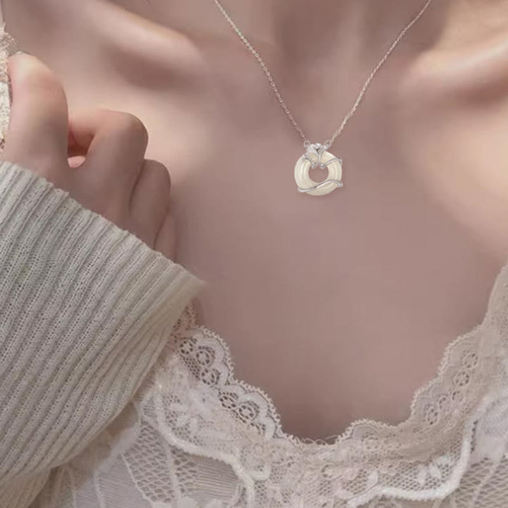 Collana con ciondolo a forma di foglia di ginkgo con fibbia della pace in argento sterling 925 Buddha Stones in giada Hetian - image 11