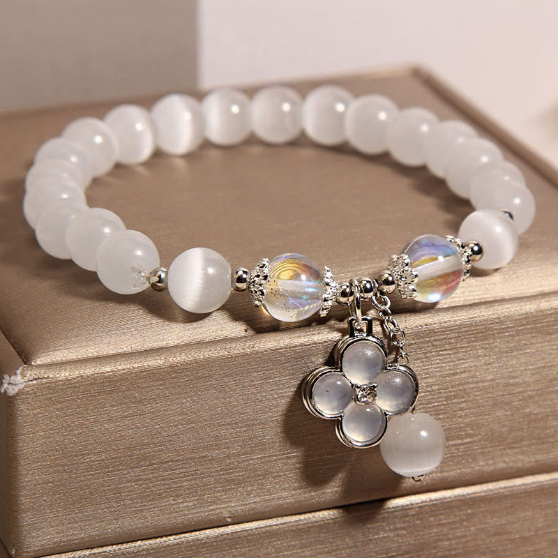 Braccialetto dell'amore con ciondolo a forma di quadrifoglio fortunato con cristalli occhio di gatto Buddha Stones