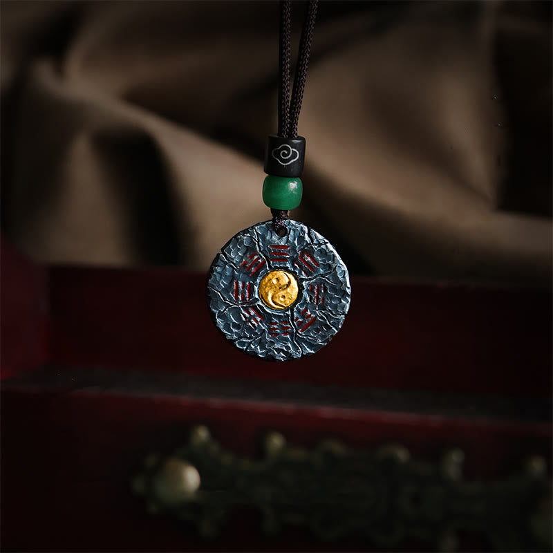 Buddha Stones Argento Sterling 999 Oro 24k Bagua Tai Chi Yin Yang Design Fantasmi di montagna Spendere soldi Collana pendente Armonia - Catena in corda di cotone e argento sterling 999 - image 0