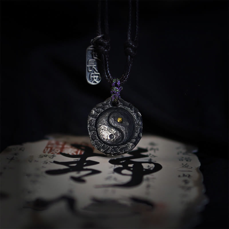 Ciondolo con collana di armonia di design Tai Chi Yin Yang in argento sterling 999 Buddha Stones - YIN YANG in argento sterling 999 (21*23*4 mm) - image 0