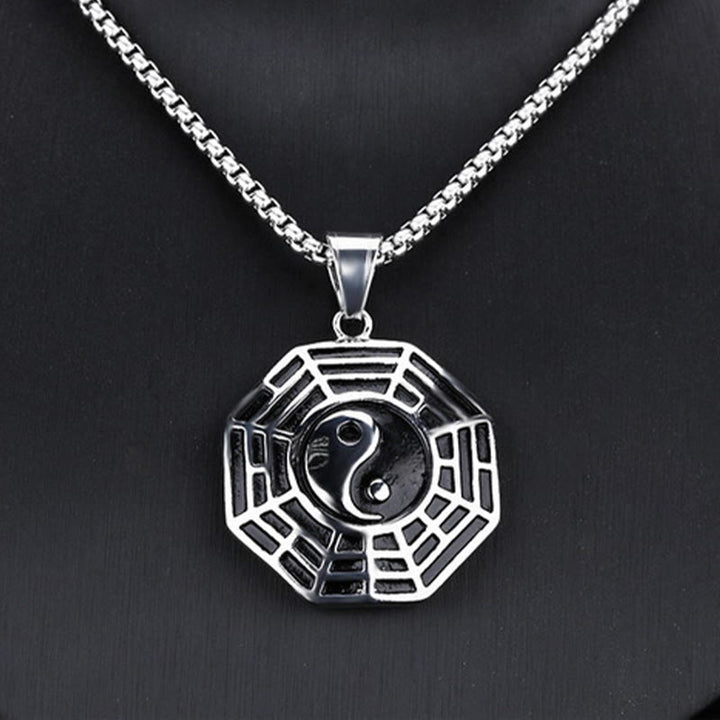 Collana pendente con motivo equilibrio in acciaio al titanio Bagua Yin Yang Buddha Stones - image 15
