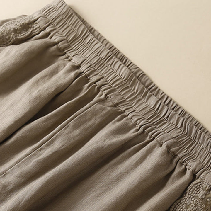Pantaloni da donna in lino con tasche e ricamo floreale tinta unita Buddha Stones - image 2