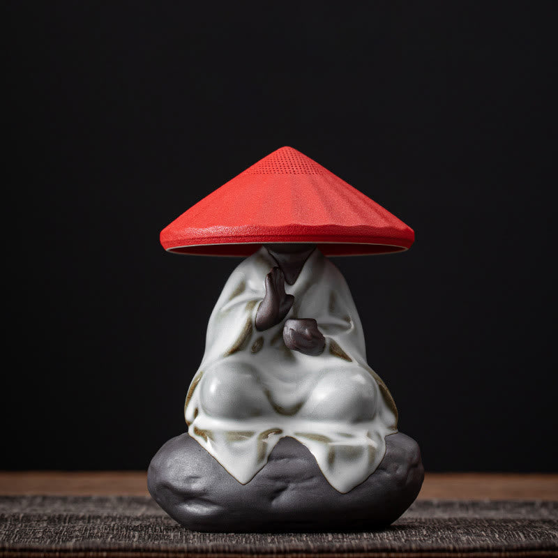 Buddha Stones Piccolo monaco Zen Cappello Colino Accessori da tè in ceramica Figurina Decorazione per la casa - Colino a forma di cappello rosso del monaco 9*12,2 cm - image 12