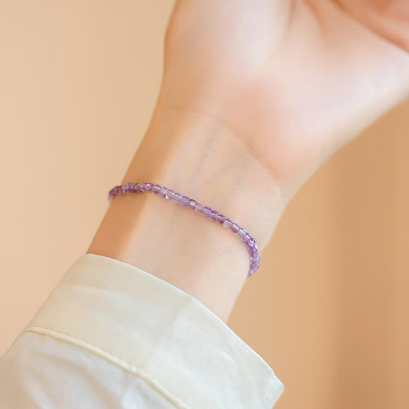 Bracciale Buddha Stones 2,5 mm Ametista naturale Perline ultrasottili Rame placcato oro 14k Inner Peace