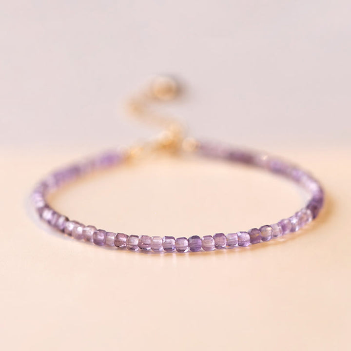 Bracciale Buddha Stones 2,5 mm Ametista naturale Perline ultrasottili Rame placcato oro 14k Inner Peace
