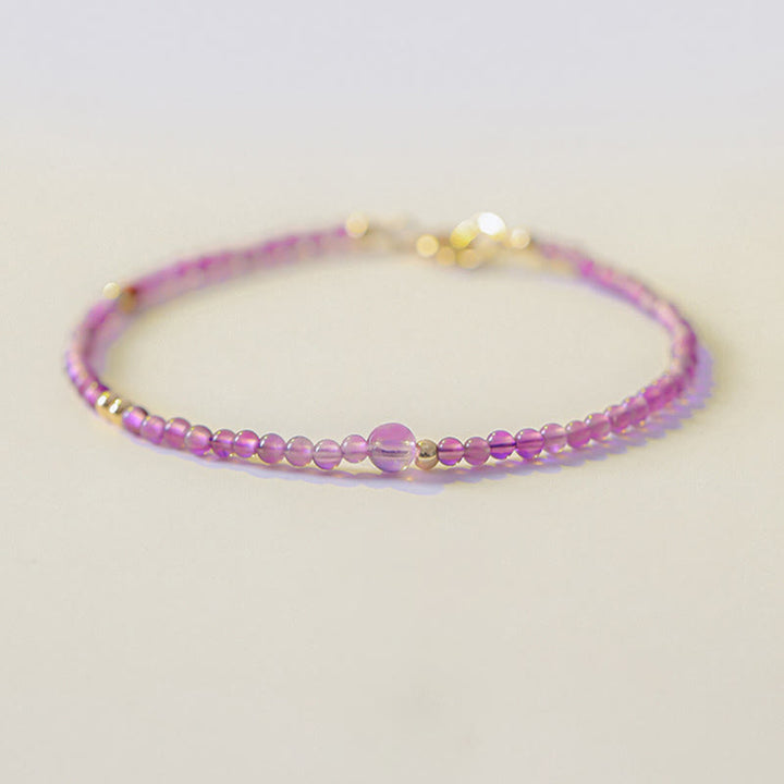 Braccialetto di meditazione per la pace interiore in rame placcato oro 14k con perline ultrasottili da 2 mm Buddha Stones Ametista naturale